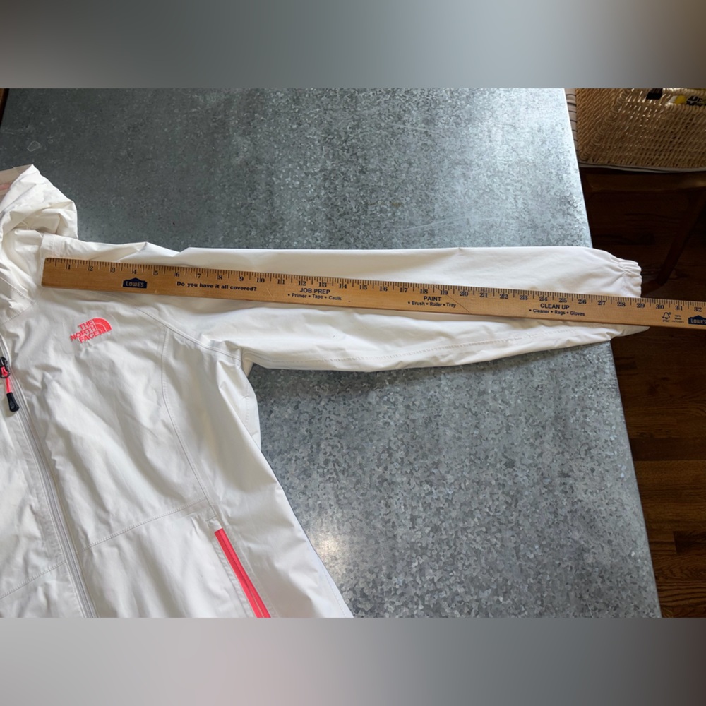 The North Face Rain Coat - Picture 7 of 8